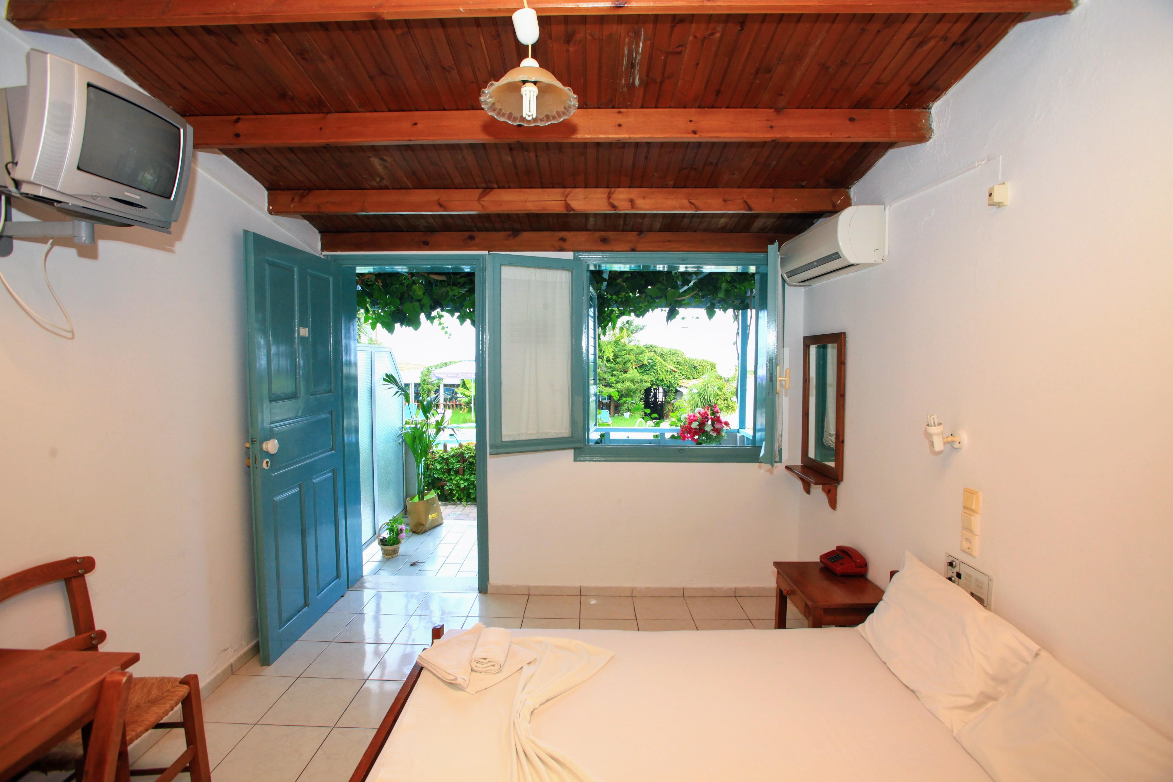 Anatoli Apartments Hersonissos  Bagian luar foto